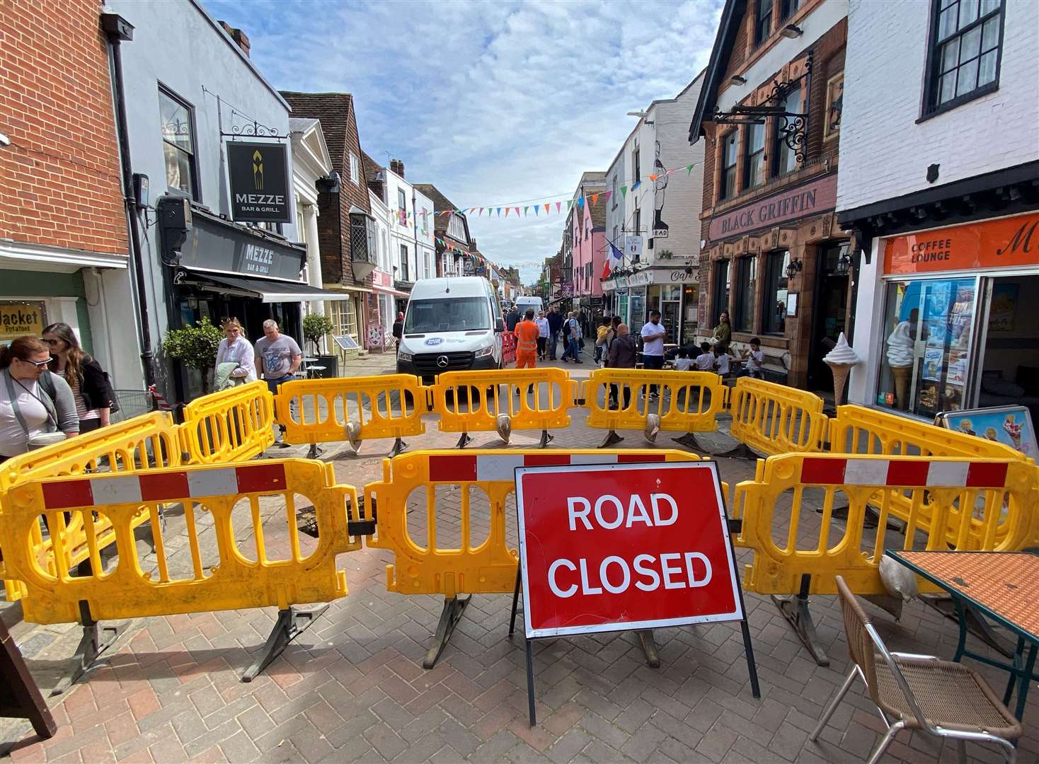 Kent Highways says the section of Canterbury high street must remain closed for further investigatory works