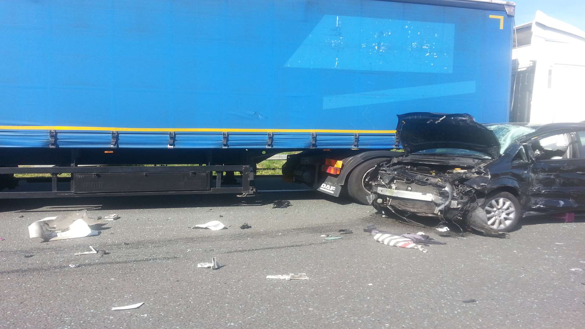 The accident on the M20 near J11a. Picture: Martyn Kent