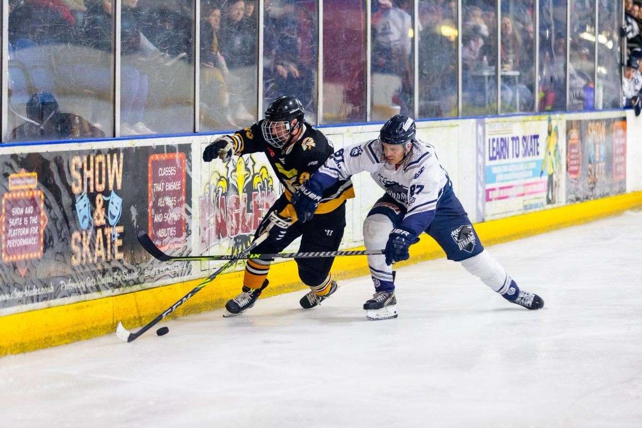 Invicta Dynamos' Harrison Lillis takes on his man against Chelmsford Chieftains Picture: David Trevallion
