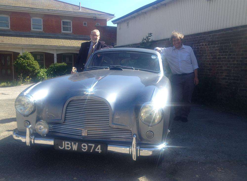Former journalist David Barzilay with editor Graham Smith and the car.