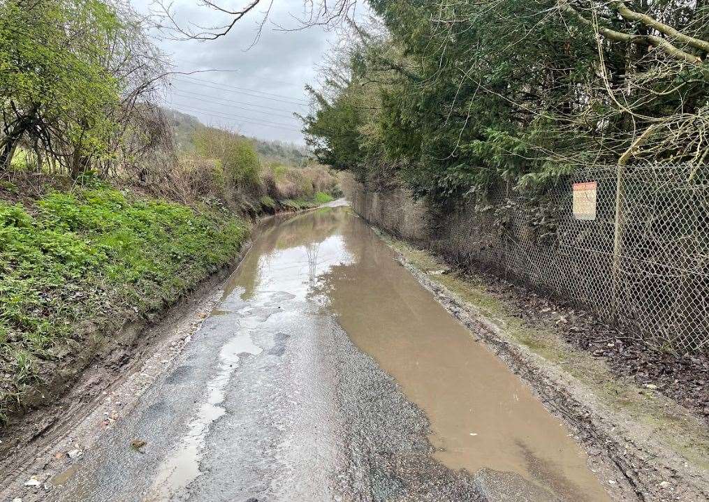The brown puddle in Pilgrims Road, Halling
