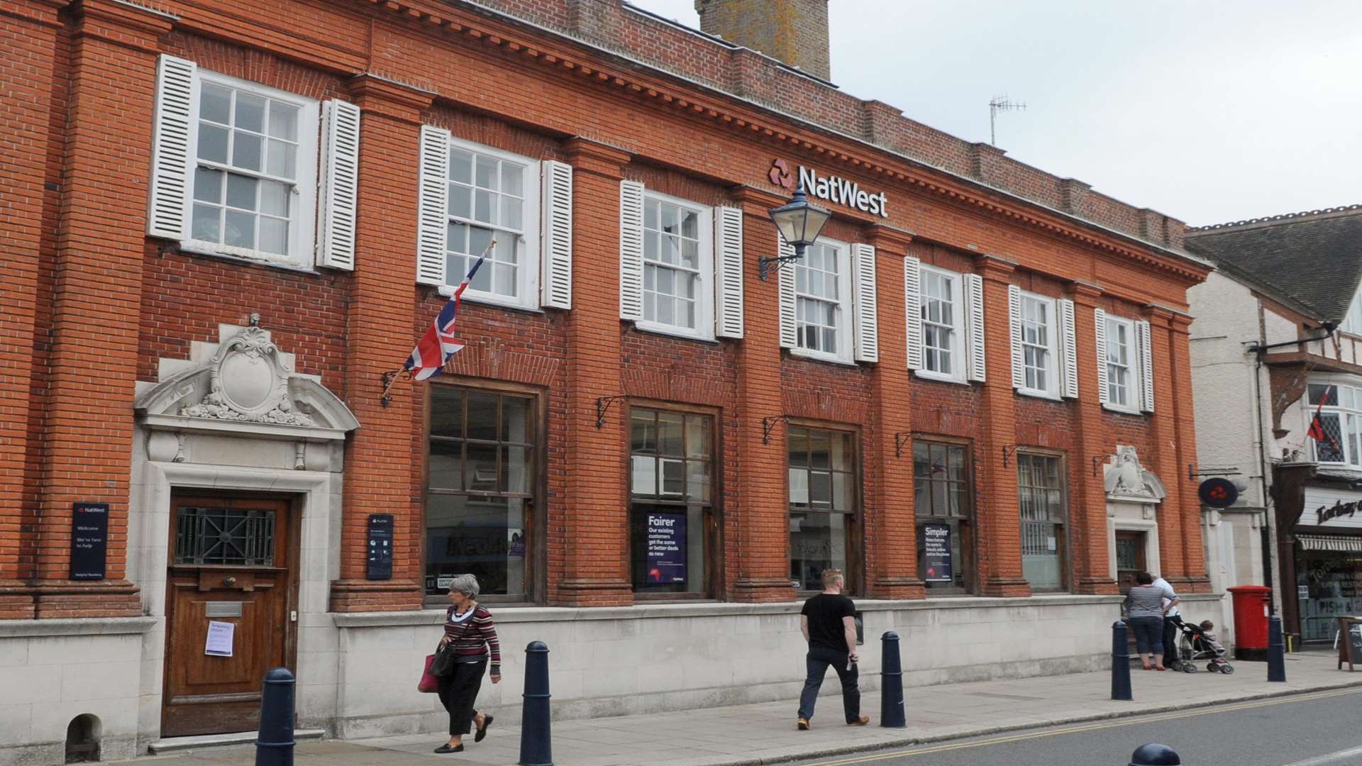 NatWest in Hythe is due to close. Picture: Wayne McCabe