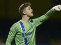 Chats sign Gills keeper