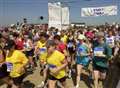 Thousands run for cancer charity