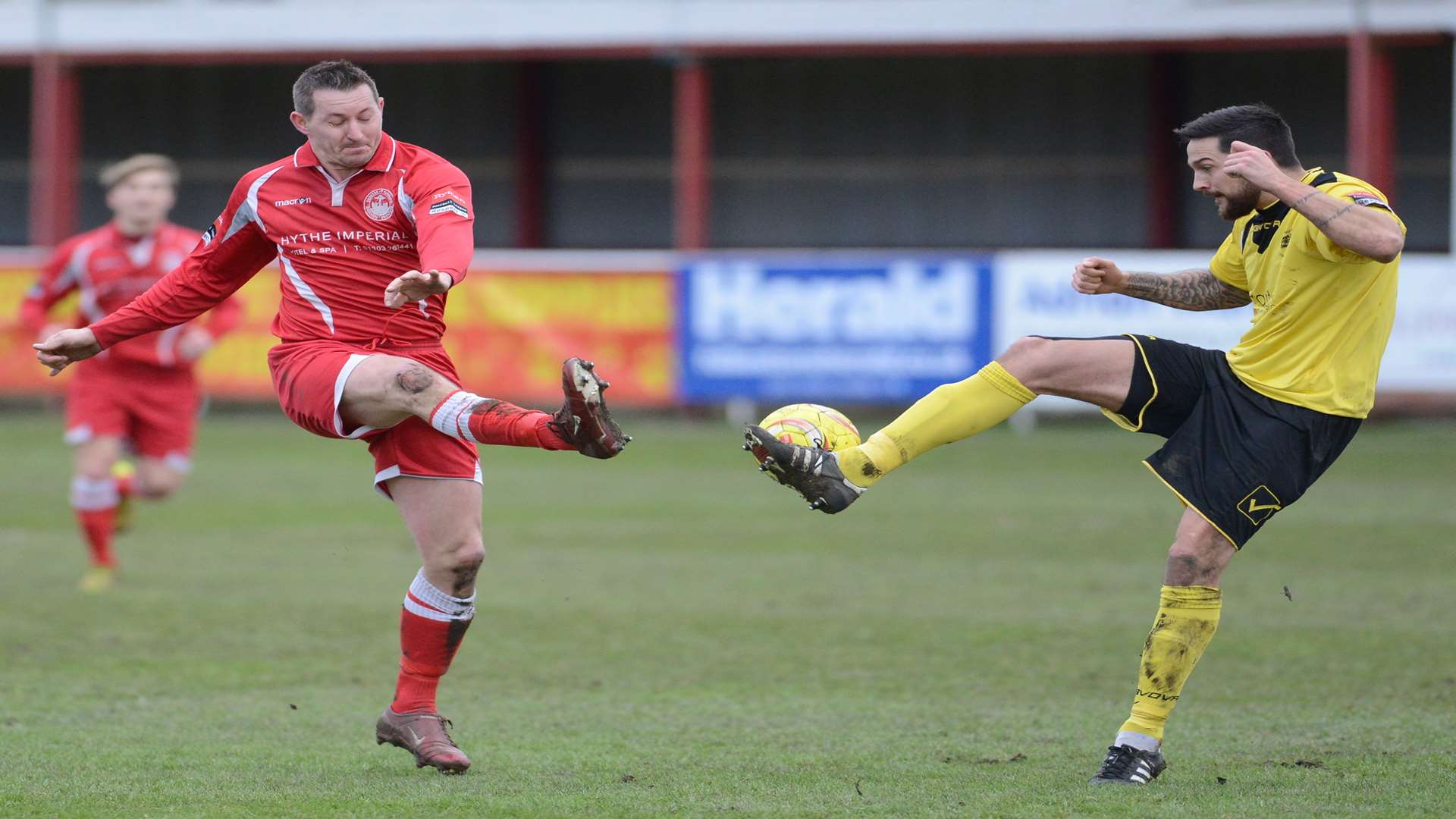 Shaun Welford has agreed a new deal at Hythe Town Picture: Gary Browne