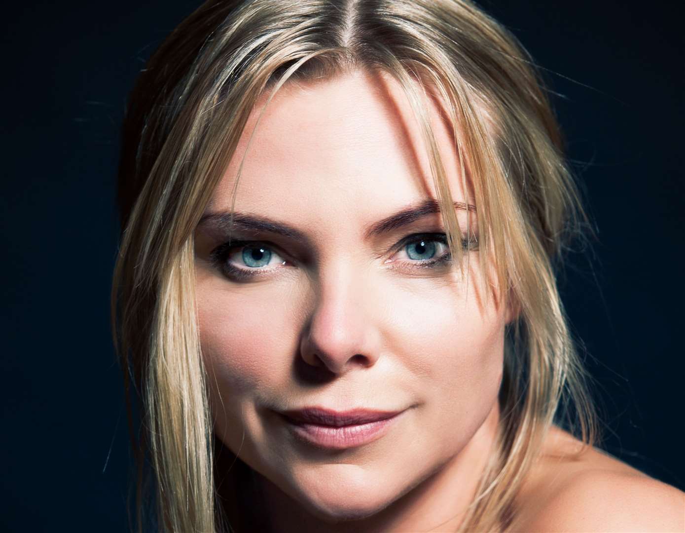 Samantha Womack stars in the Girl on the Train (9151138)