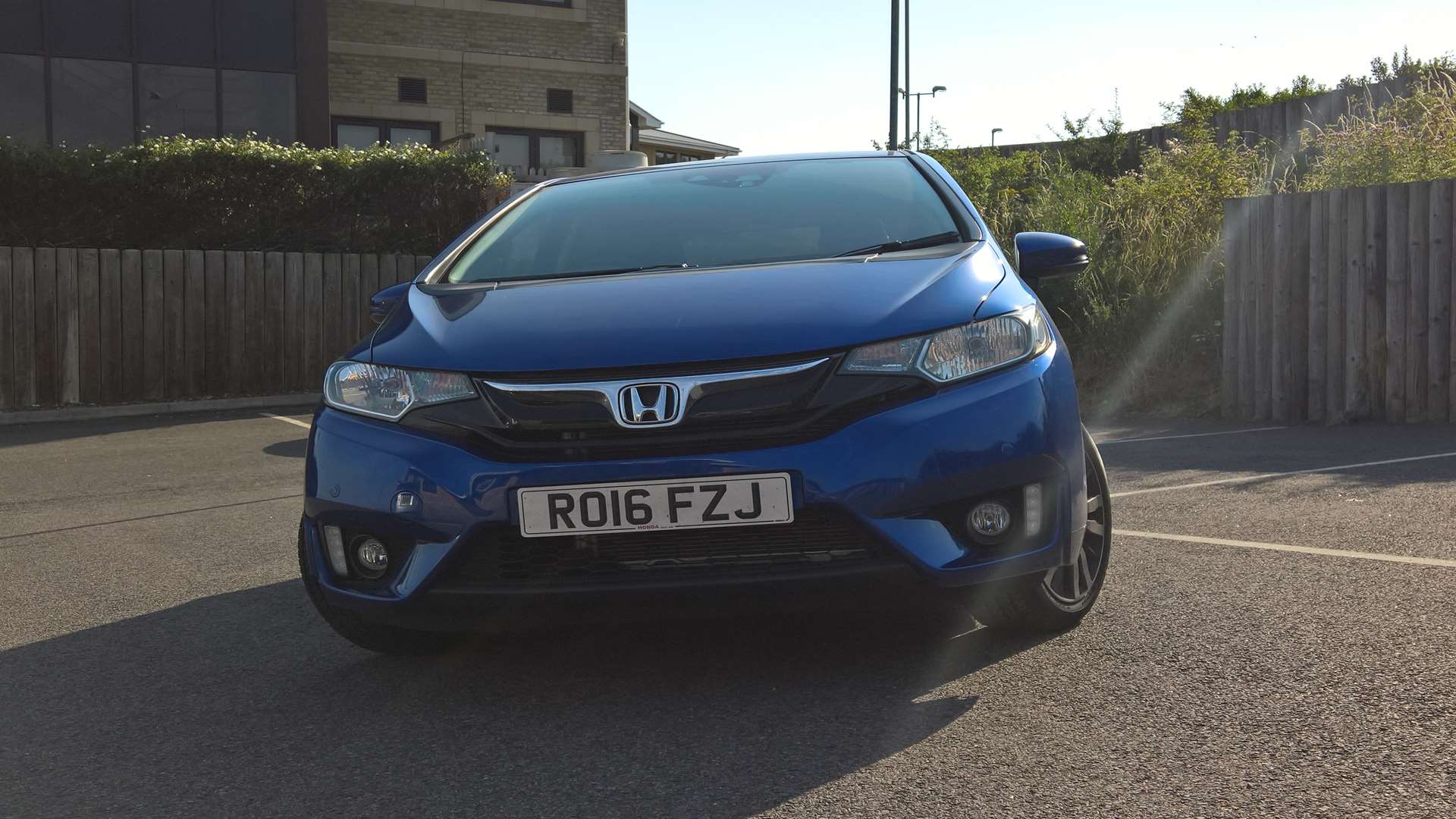 The front shares styling cues with the HR-V