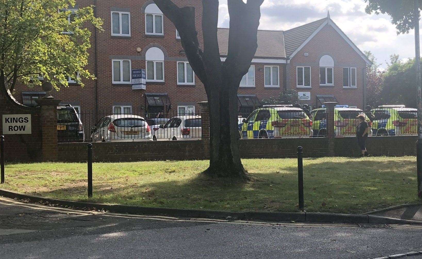 Armed police have been spotted in Kings Row, Armstrong Road. Picture: @rickyw2017