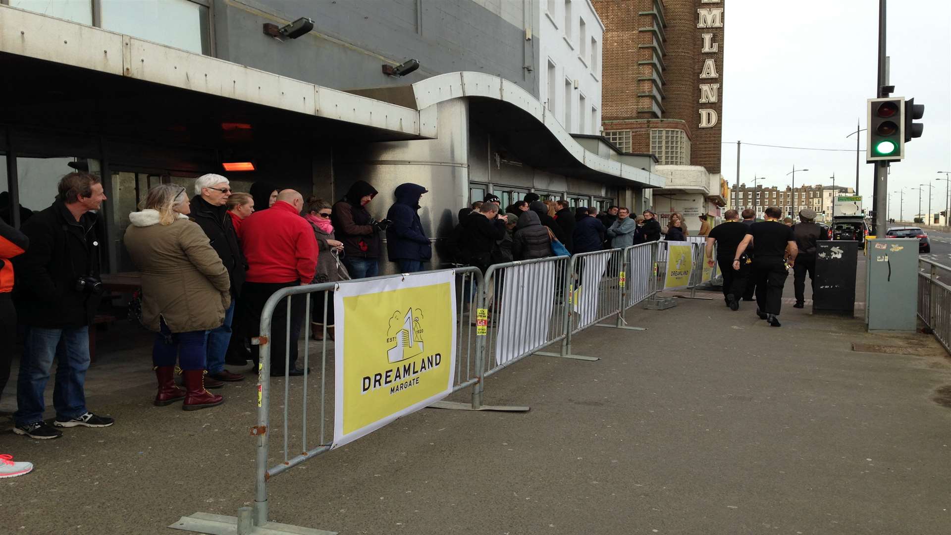 Queues build up for Dreamland tickets