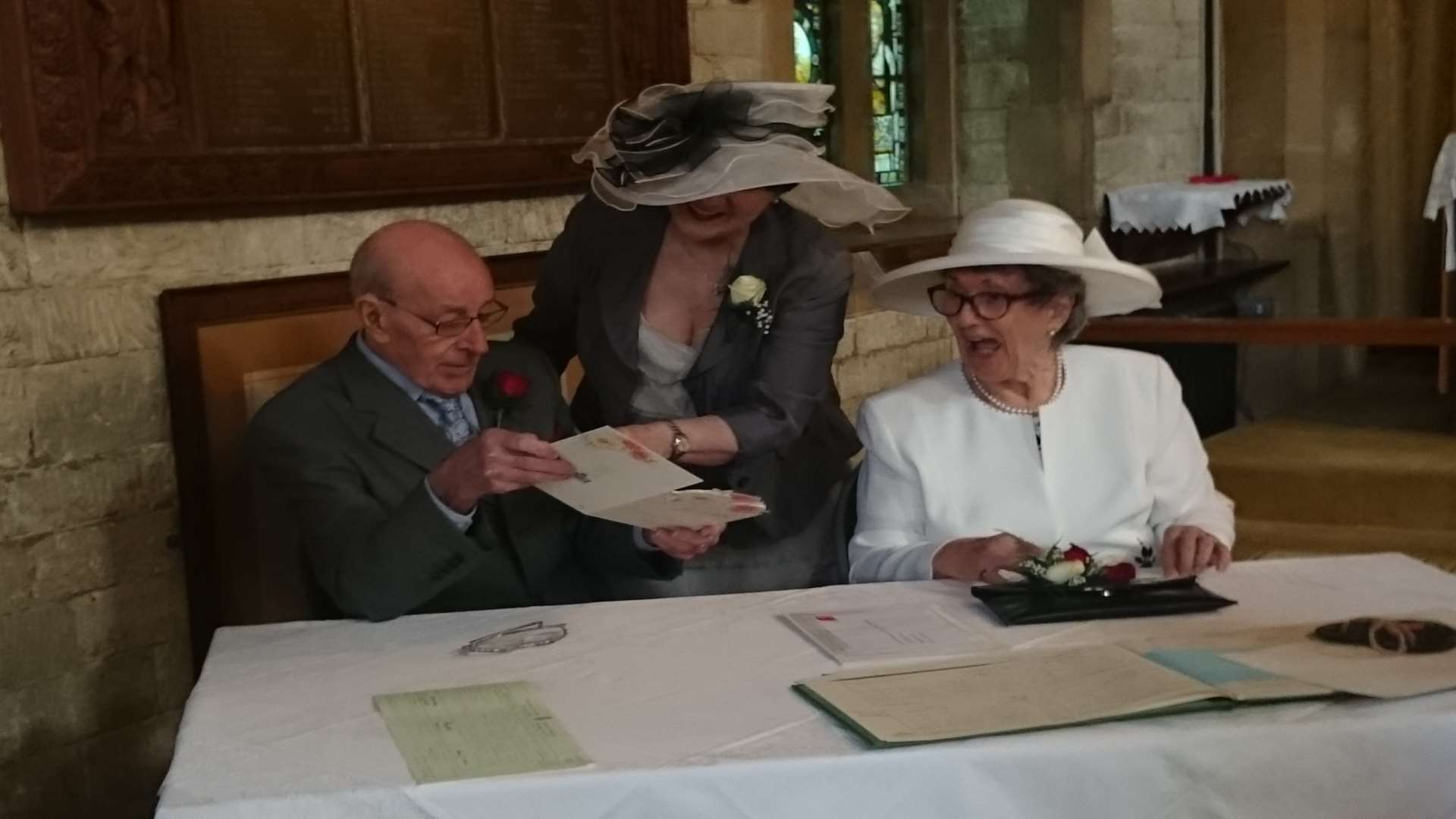Doreen's surpirse when Harold reads the hand written wedding card from Penny Lancaster and Rod Stewart