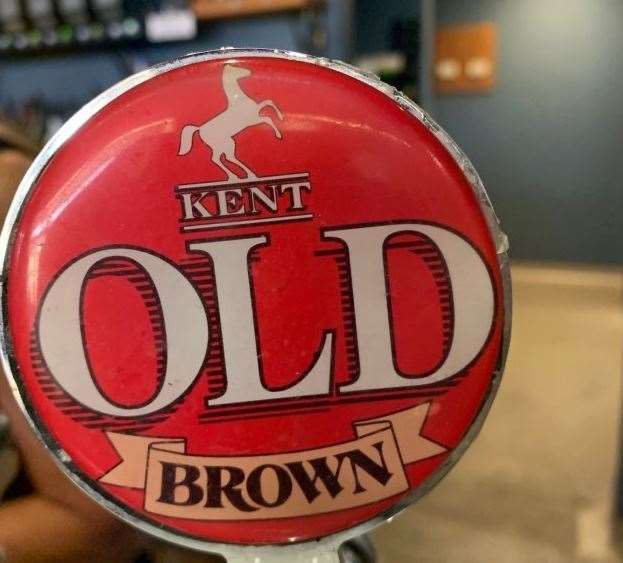 Kent Old Brown Ale, with the Invicta horse