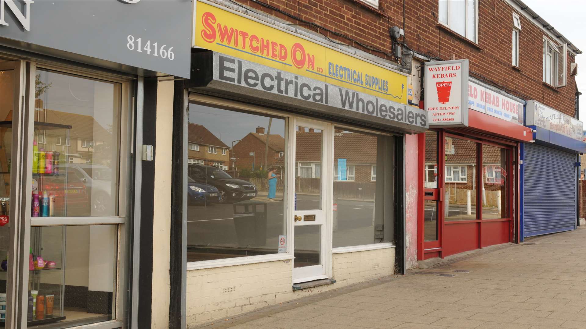 The application to turn the electrical shop into an off-licence was granted.