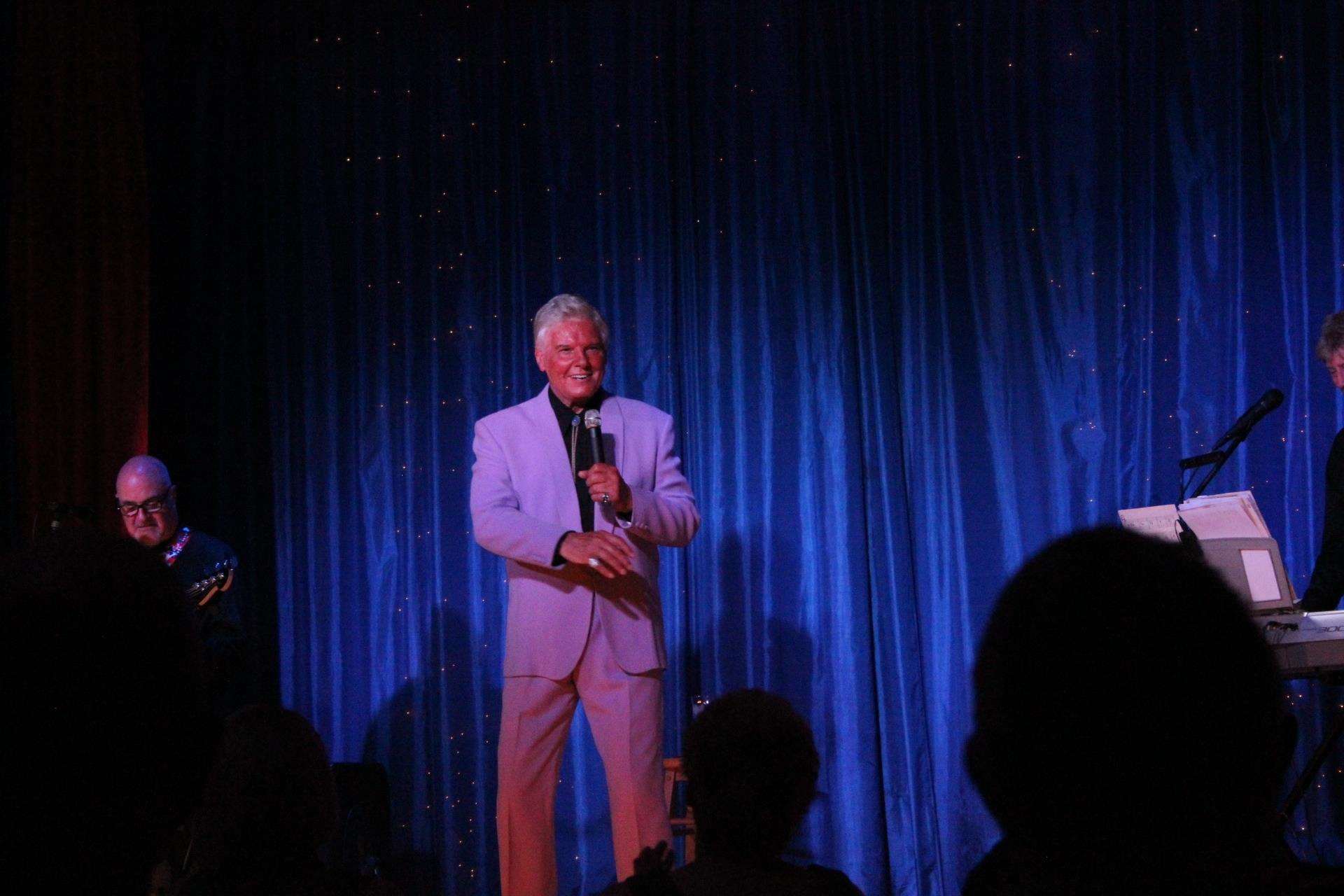 Jess Conrad on stage at the Criterion Theatre, Blue Town, on the Isle of Sheppey (3195087)