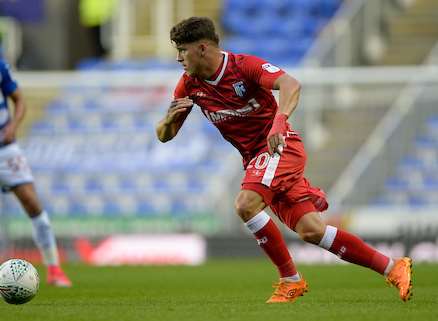 Darren Oldaker in action for Gillingham at Reading Picture: Ady Kerry