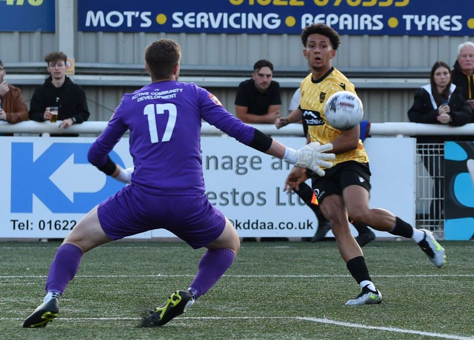 Sol Wanjau-Smith on the attack against Folkestone on Tuesday night. Picture: Steve Terrell