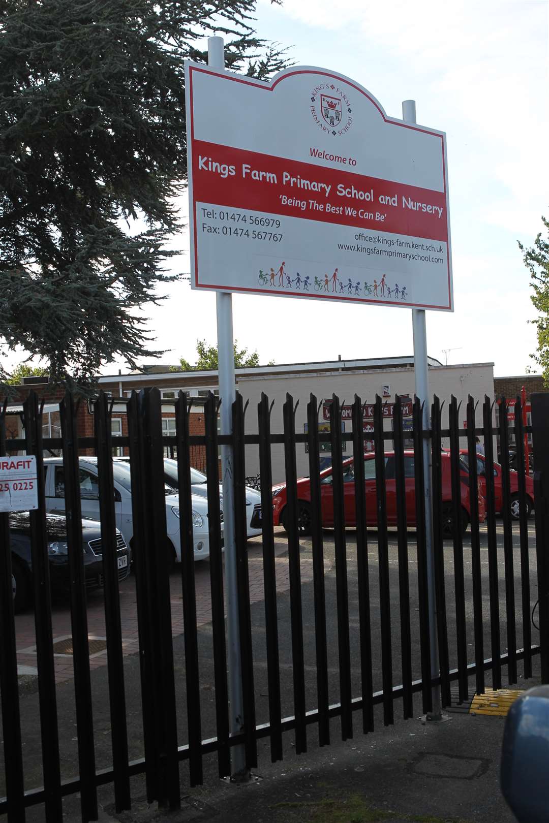Kings Farm Primary School in Gravesend