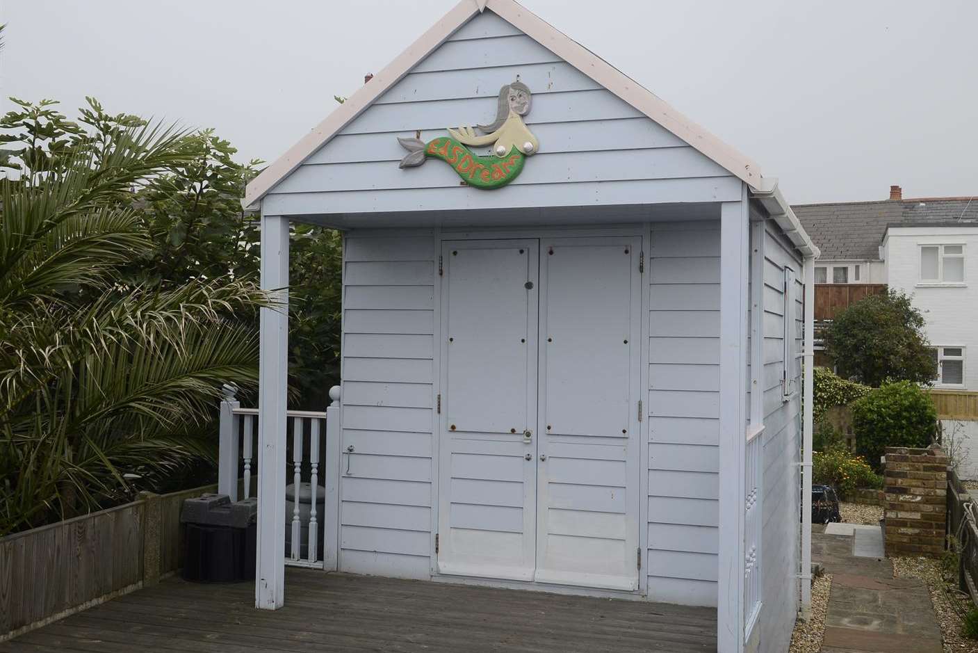 The £120,000 beach hut off Island Wall in Whitstable