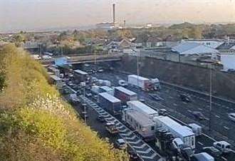 Drivers facing rush hour delays on M25 near Dartford Crossing after tunnel closure