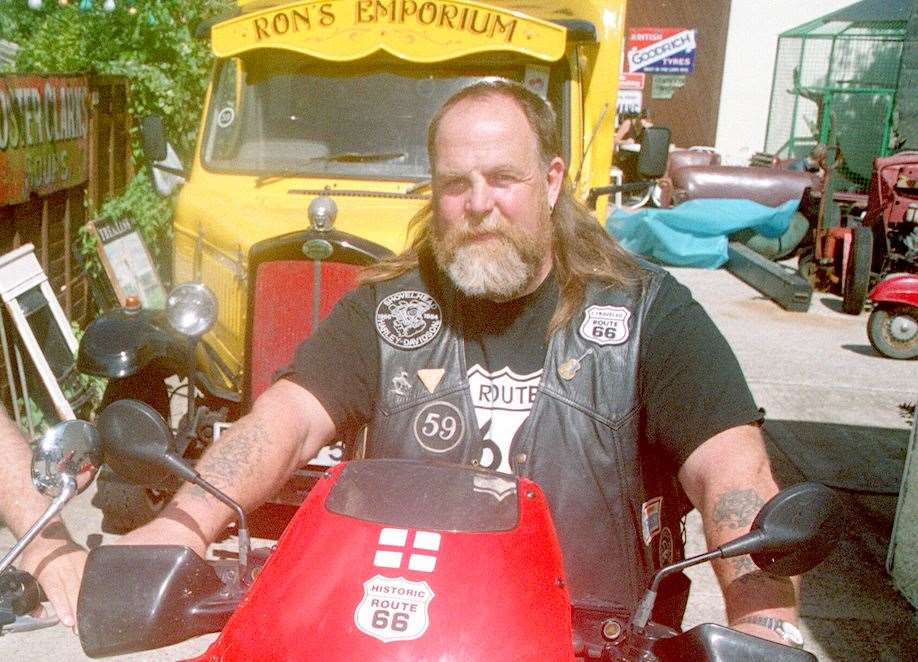 Ron Blown during his Route 66 trip in 2002