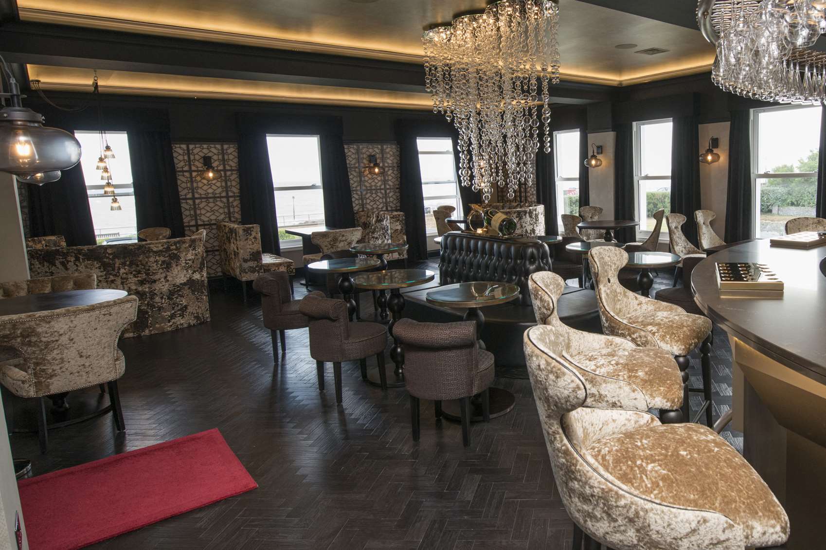 The Hythe Imperial Champagne Bar