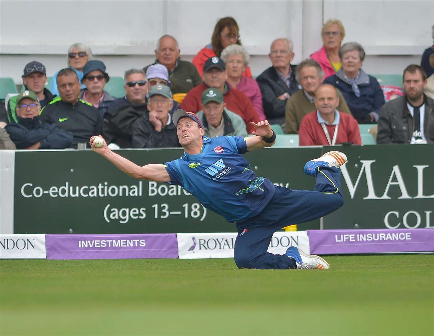 Kent’s Matt Henry takes the catch to dismiss Brett D’Oliveira during their Royal London One-Day Cup Semi Final. Picture: Ady Kerry