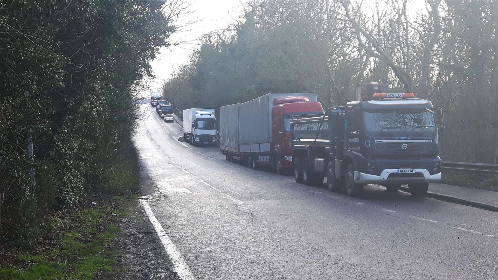 Lorries over 5 tons risk a clamp if they stay in this layby longer than 45 minutes