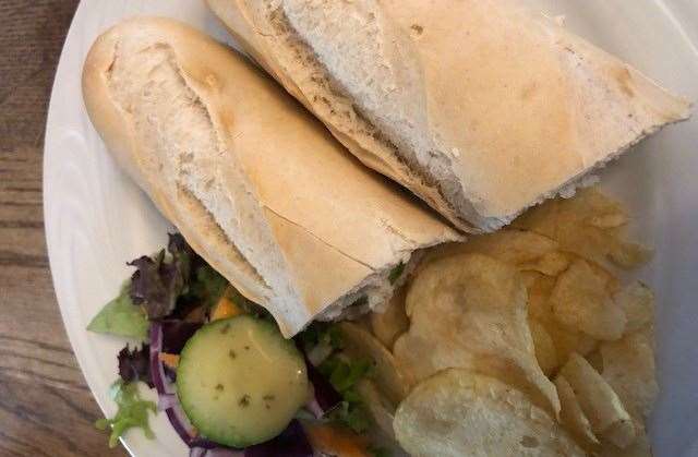 I selected tuna mayo and cucumber on white bread, it was served with salad and a handful of crisps