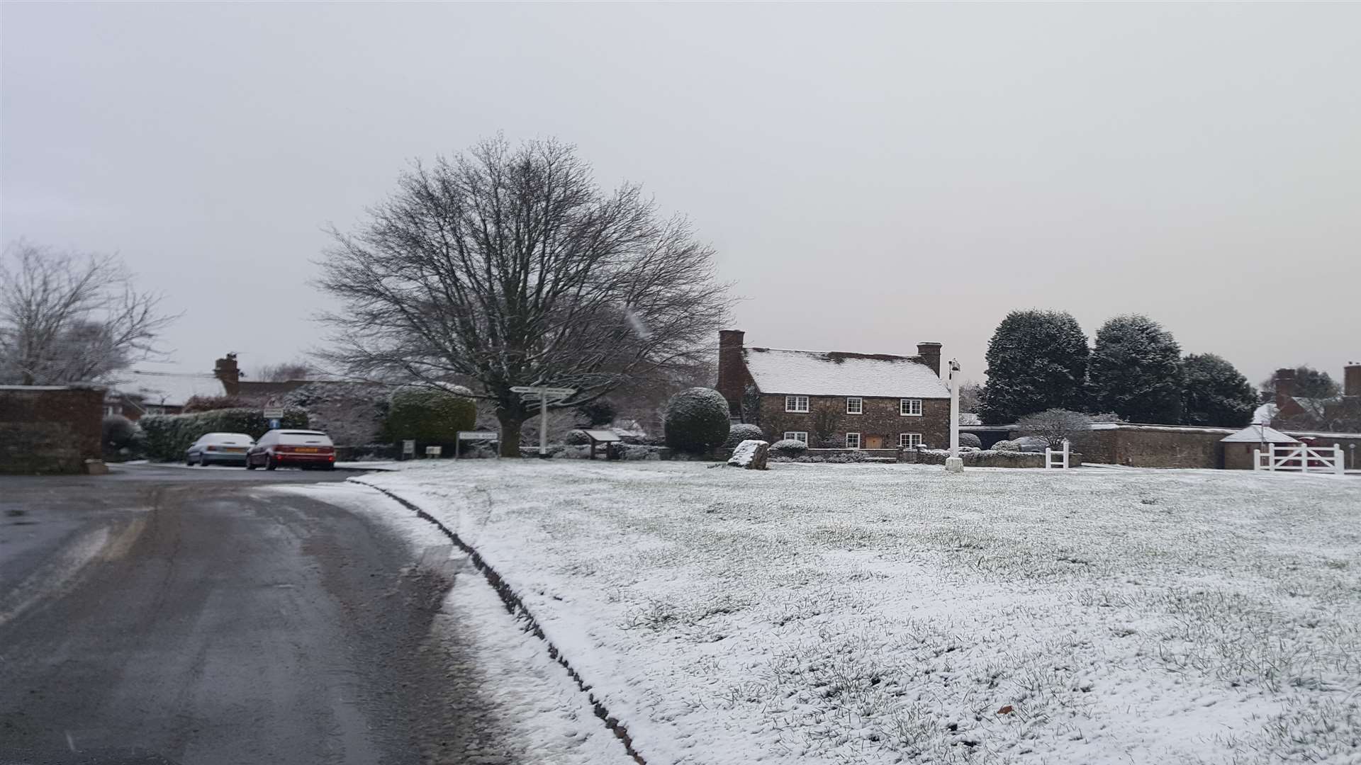 Another wintry picture of Offham