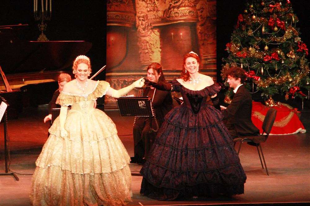 A Christmas Night at the Opera