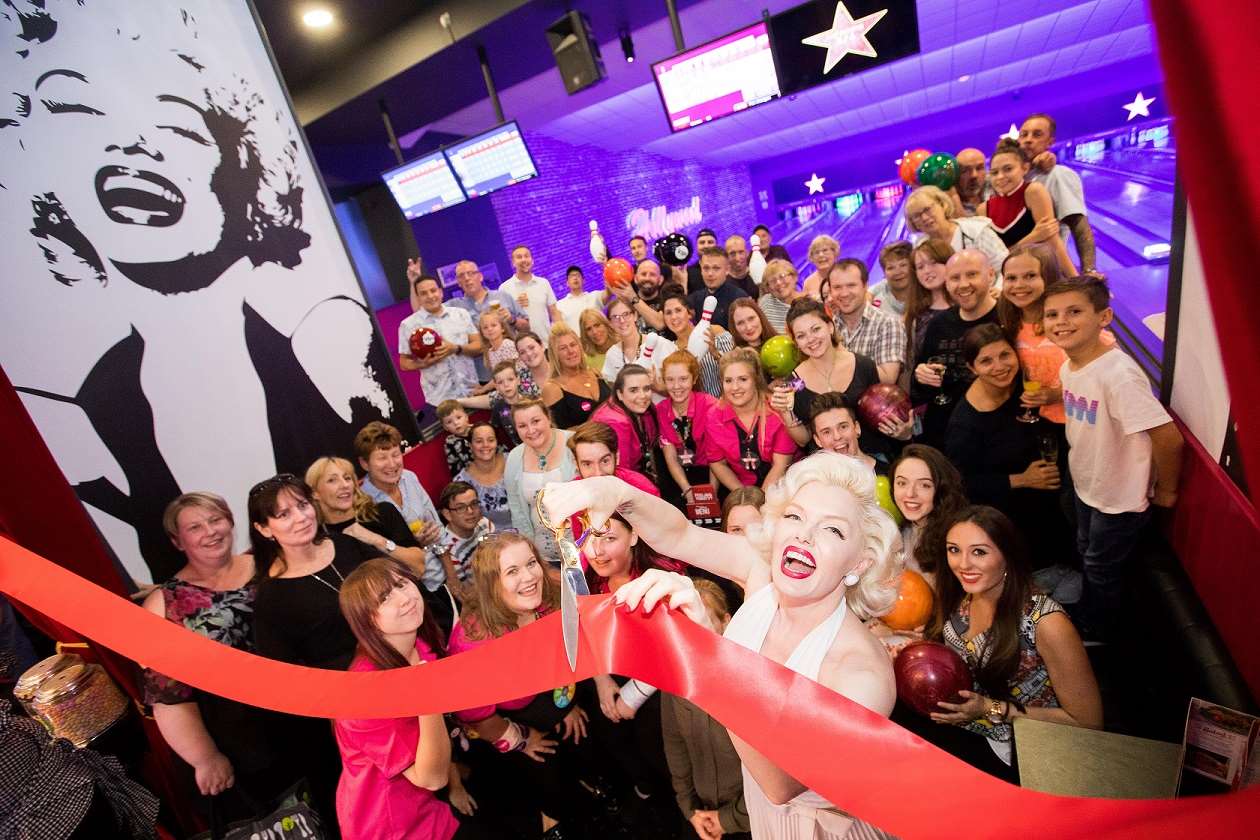 Guests and Marilyn at VIP opening of Hollywood Bowl Ashford