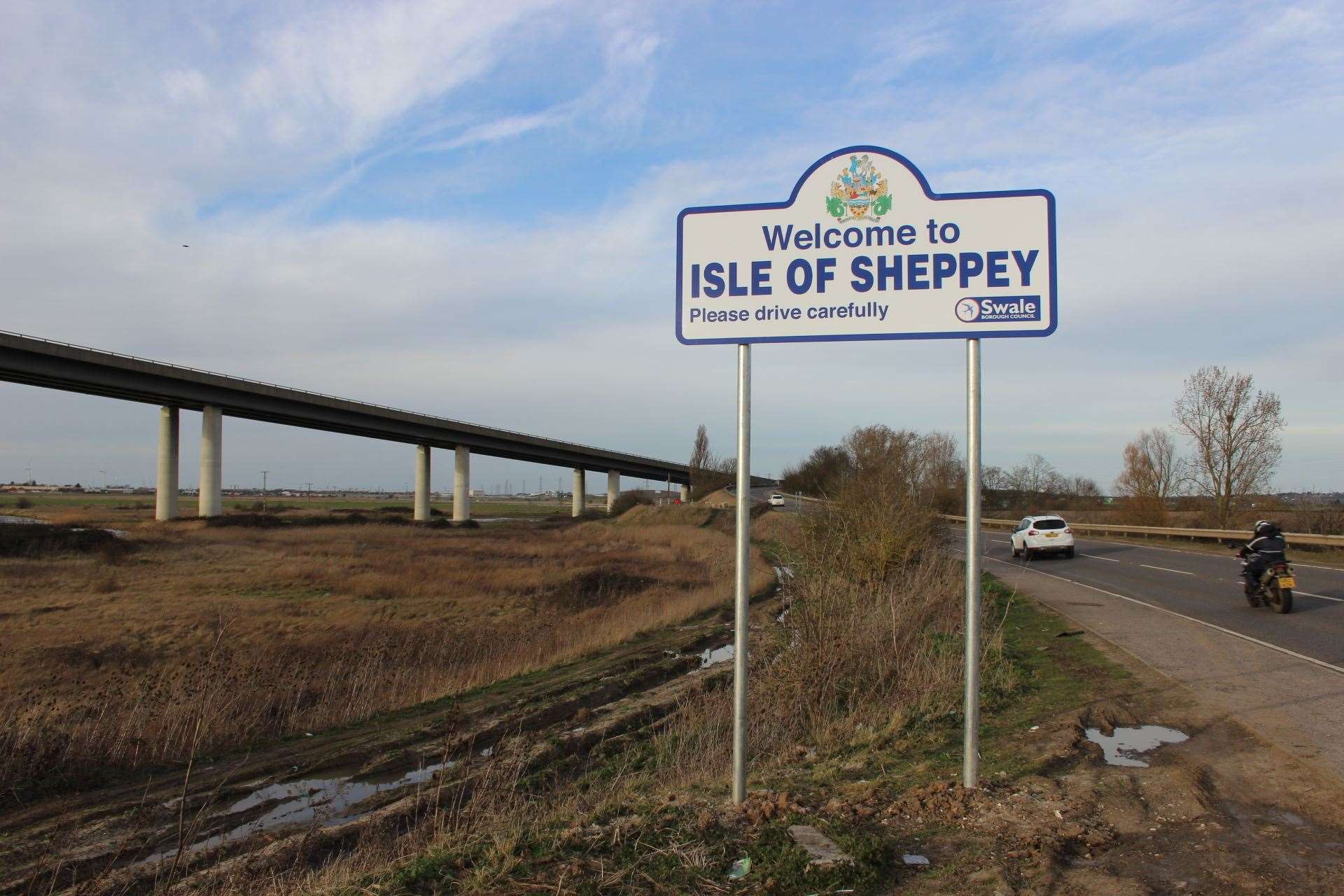 Welcome to the Isle of Sheppey sign (42027743)