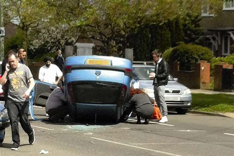 Passers-by helped the trapped woman in City Way, Rochester