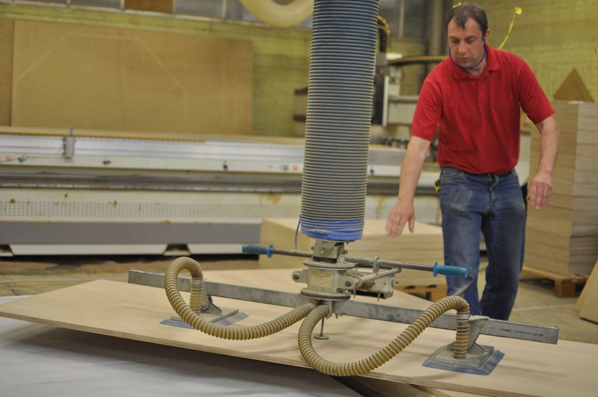 Emmerich (Berlon) uses complex machinery to make its wooden benches