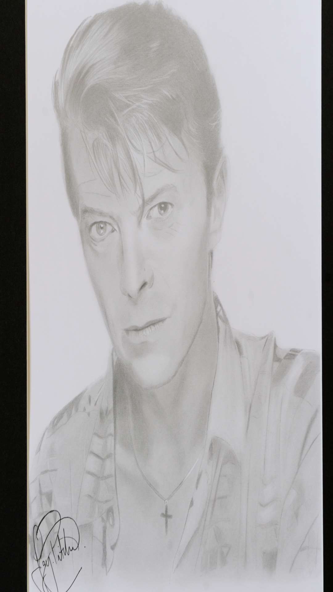 Jay's stunning Bowie sketch sold for £132.