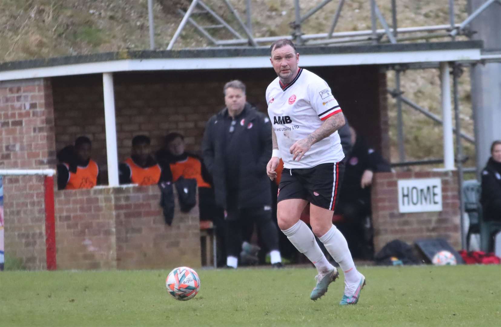 Danny Kedwell looking for options in his deeper role as a midfielder for Chatham Town Picture: Max English @max_ePhotos