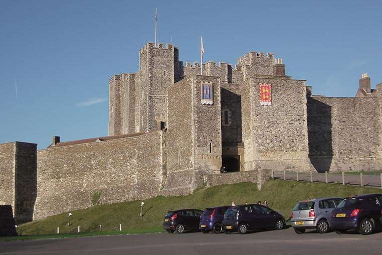 Dover Castle will star