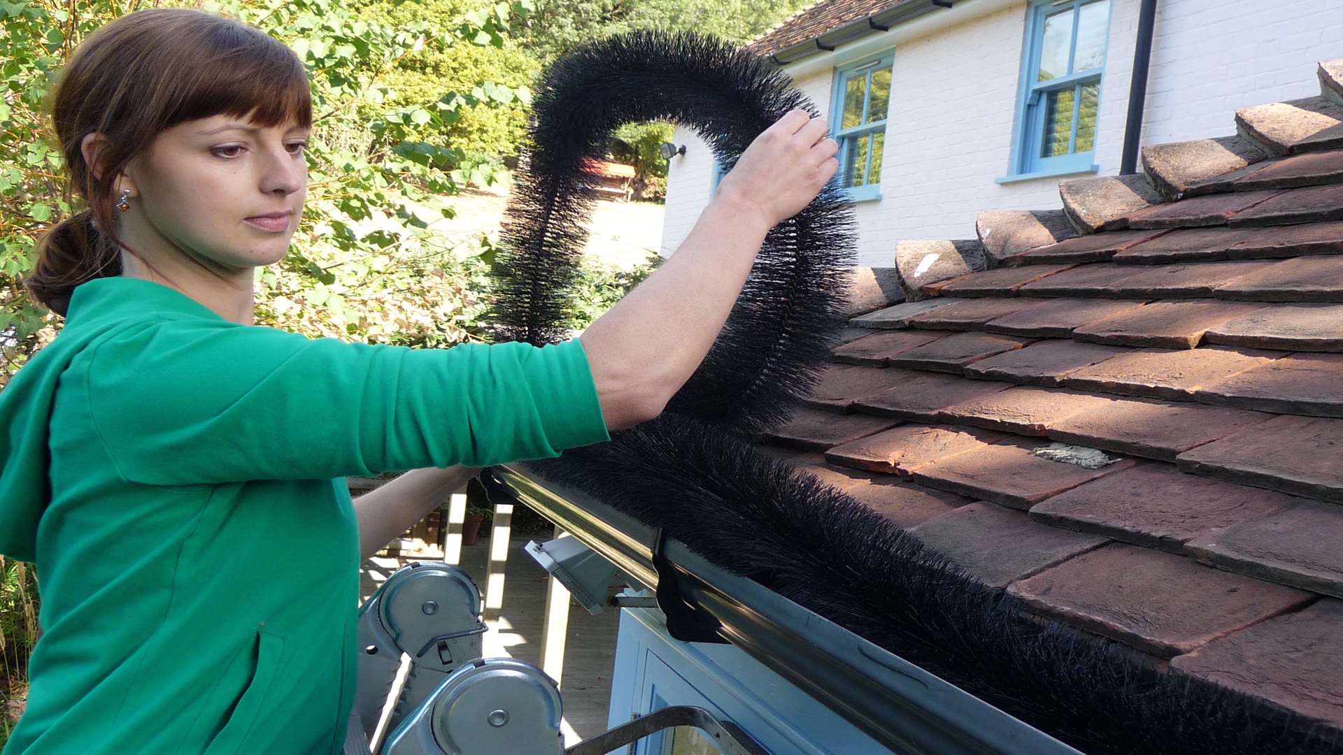 The Hedgehog Gutter Brush can be installed by anyone