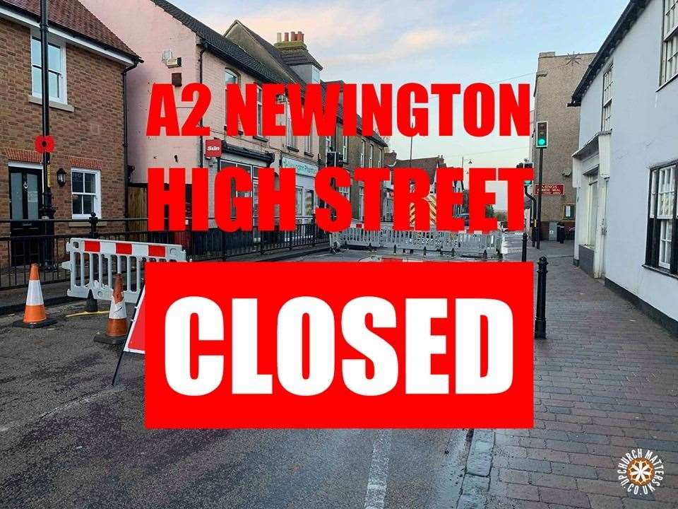 A2 closed at Newington (14022943)
