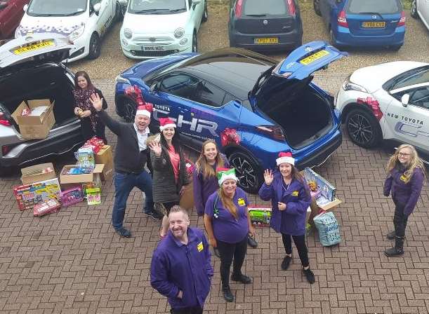 kmfm are delivering toys to children in need