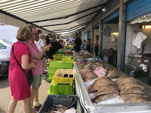 A fish market comes to town every Sunday