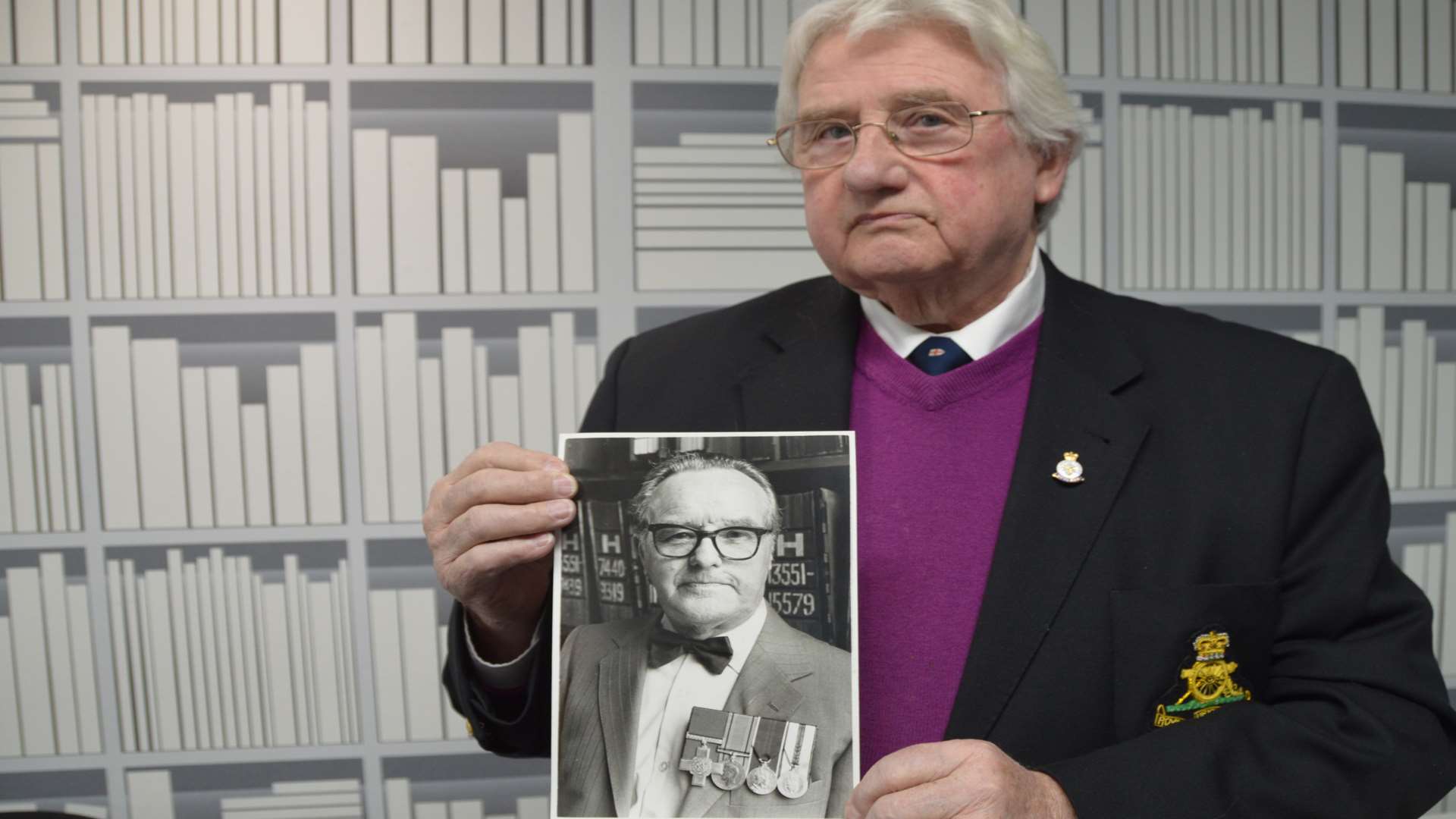 Raymond Heming wants help to trace his war hero father's stolen George Cross