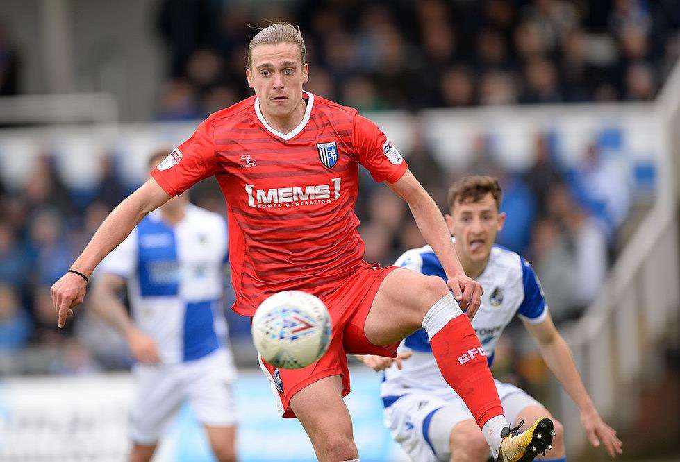 Tom Eaves on the ball for the Gills Picture: Ady Kerry
