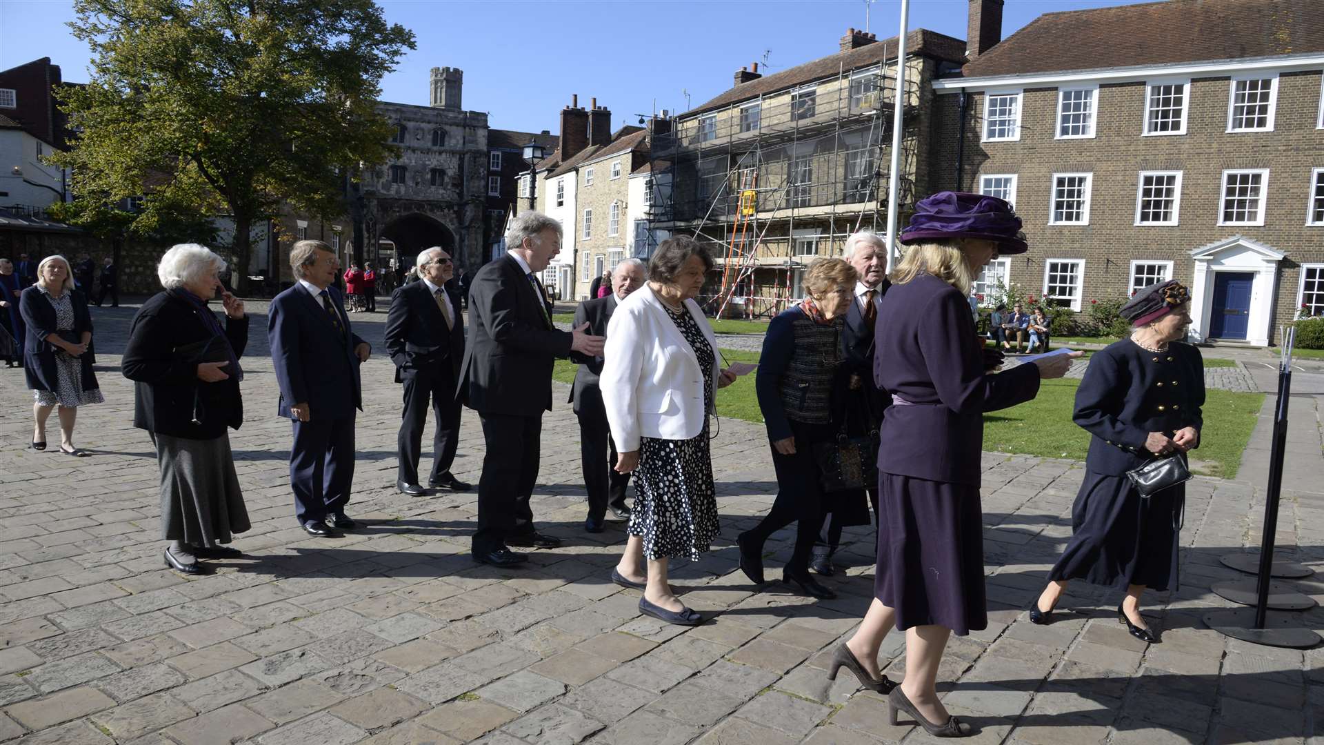 Guests arrive at the Cathedral for the service