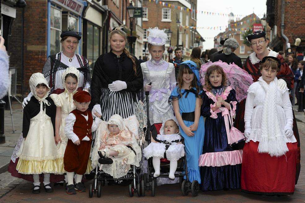 Festival visitors looking fabulous in Victorian outfits