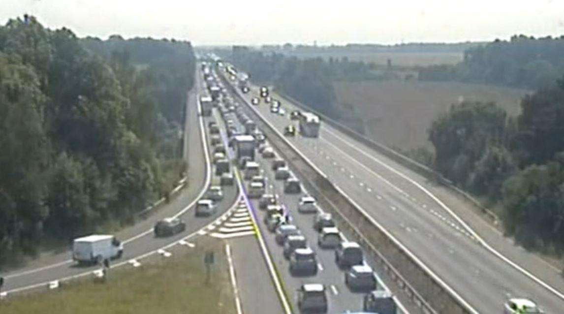 Queuing traffic at Junction 5 (2925278)