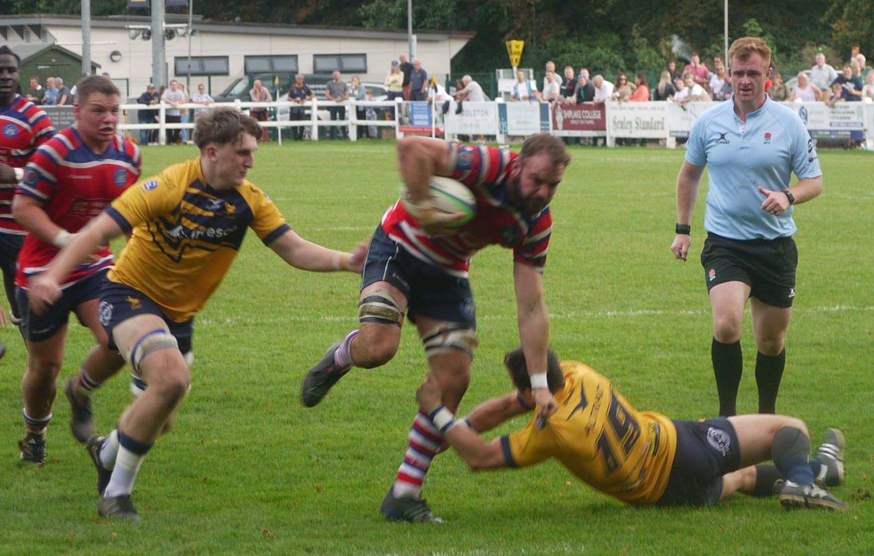 Tonbridge Juddians' Tom Nicoll goes close to a try at Henley. Picture: Adam Hookway