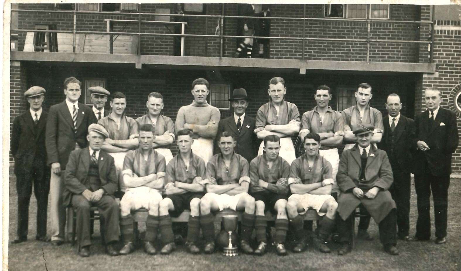 Gravesend United in 1939 at their home ground in Central Avenue/Ascot Road. Man in bowler hat is chairman Bill Tingey. Captain in the centre in Frank Veness (Roger Bowen's uncle). Other men might be Jack Morris, Ginger Nightingale and George and Vic Annal (brothers)