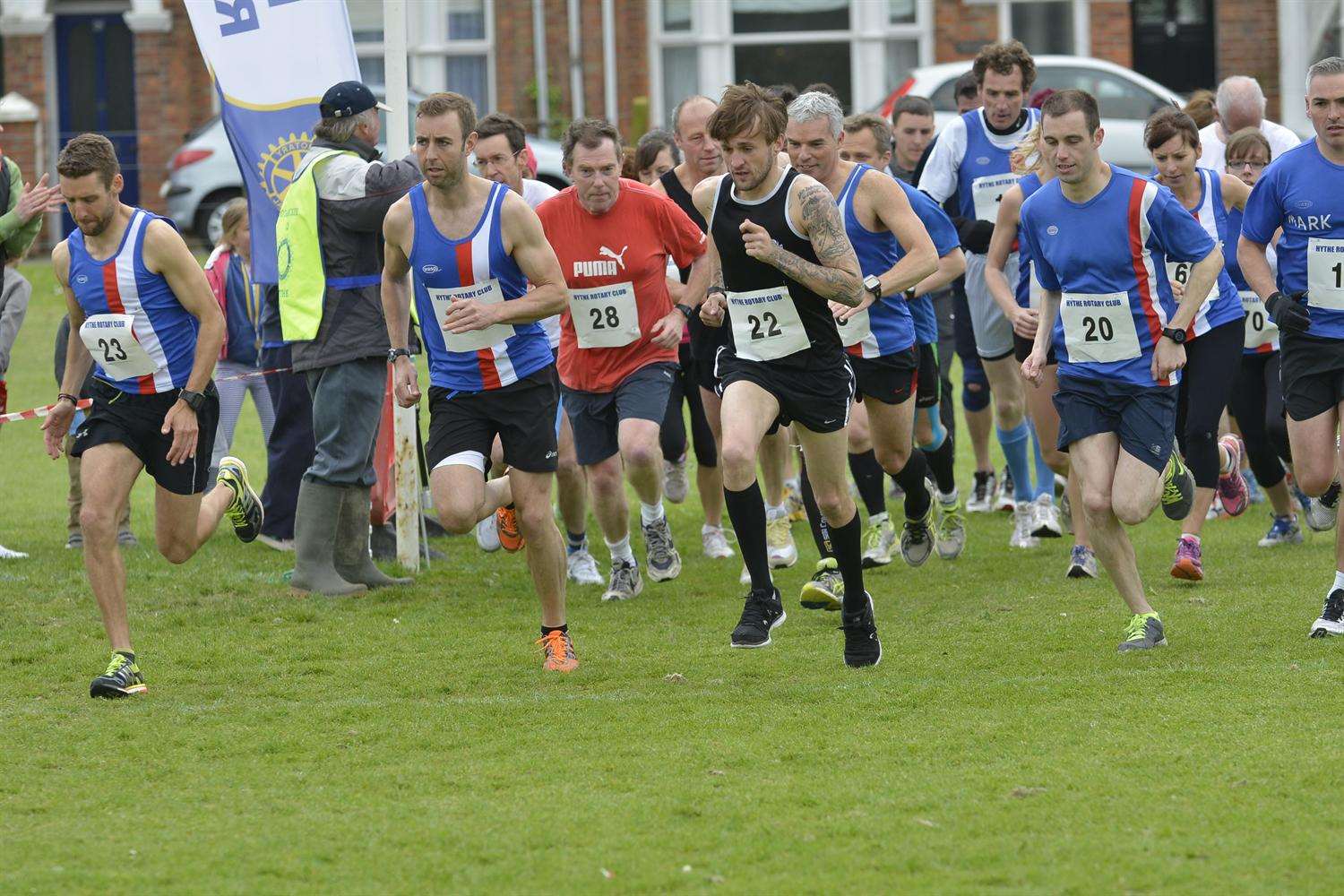 The over-16s race for Hythe Round the Houses, May 2014.
