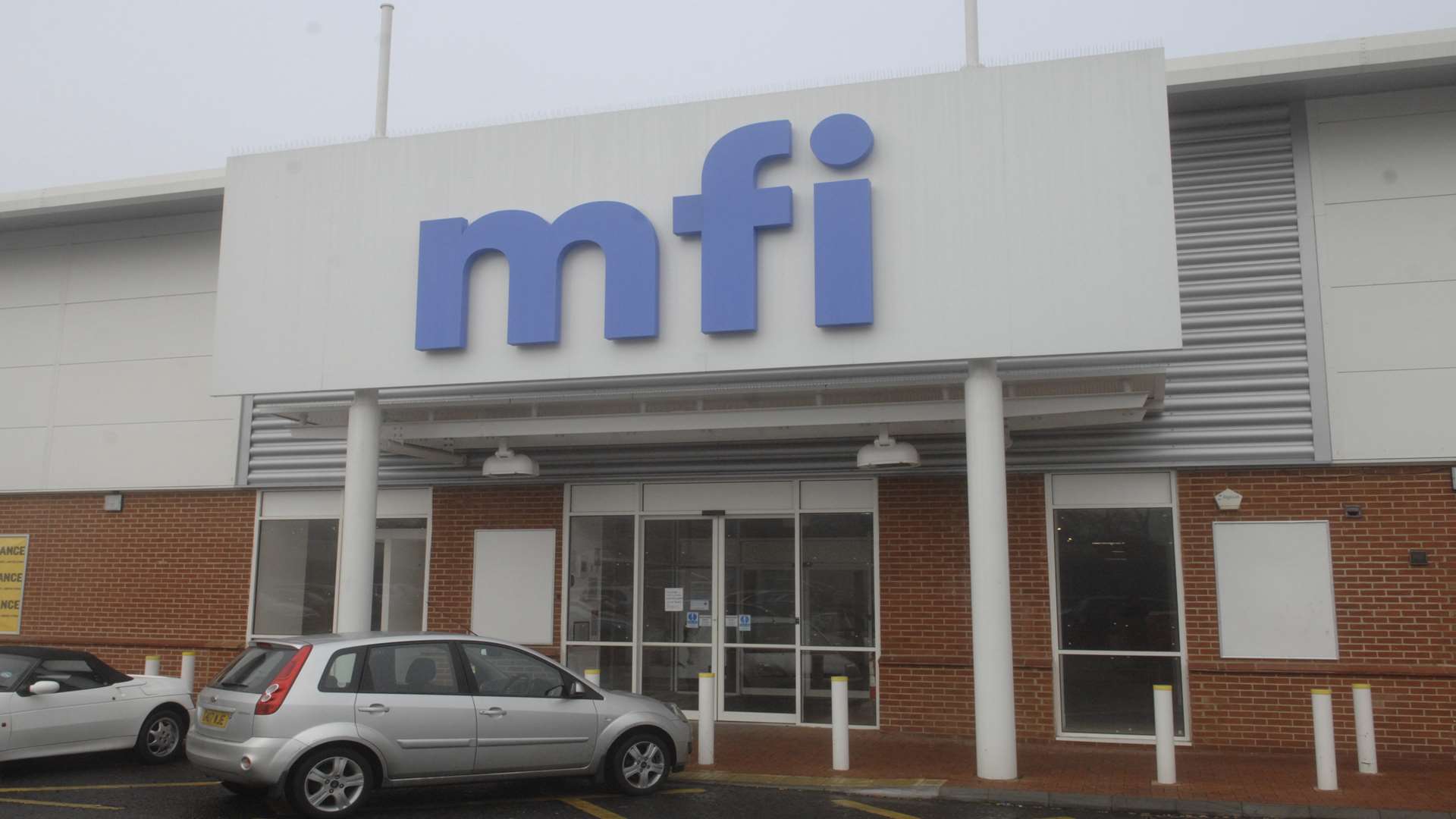 It was last orders at MFI on London Road, Maidstone in January 2009