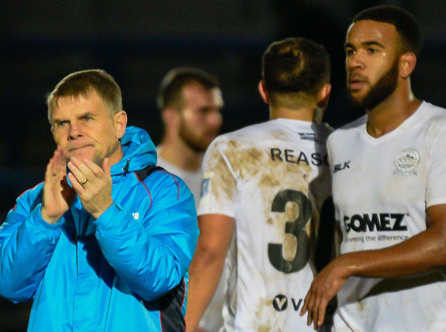 Dover boss Andy Hessenthaler thanks fans. Picture: Alan Langley. (6246601)